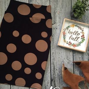 Polka dot pencil skirt